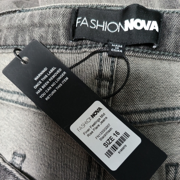 New Nova Distressed Black Jeans / Size 16 Tall - Picture 4 of 8